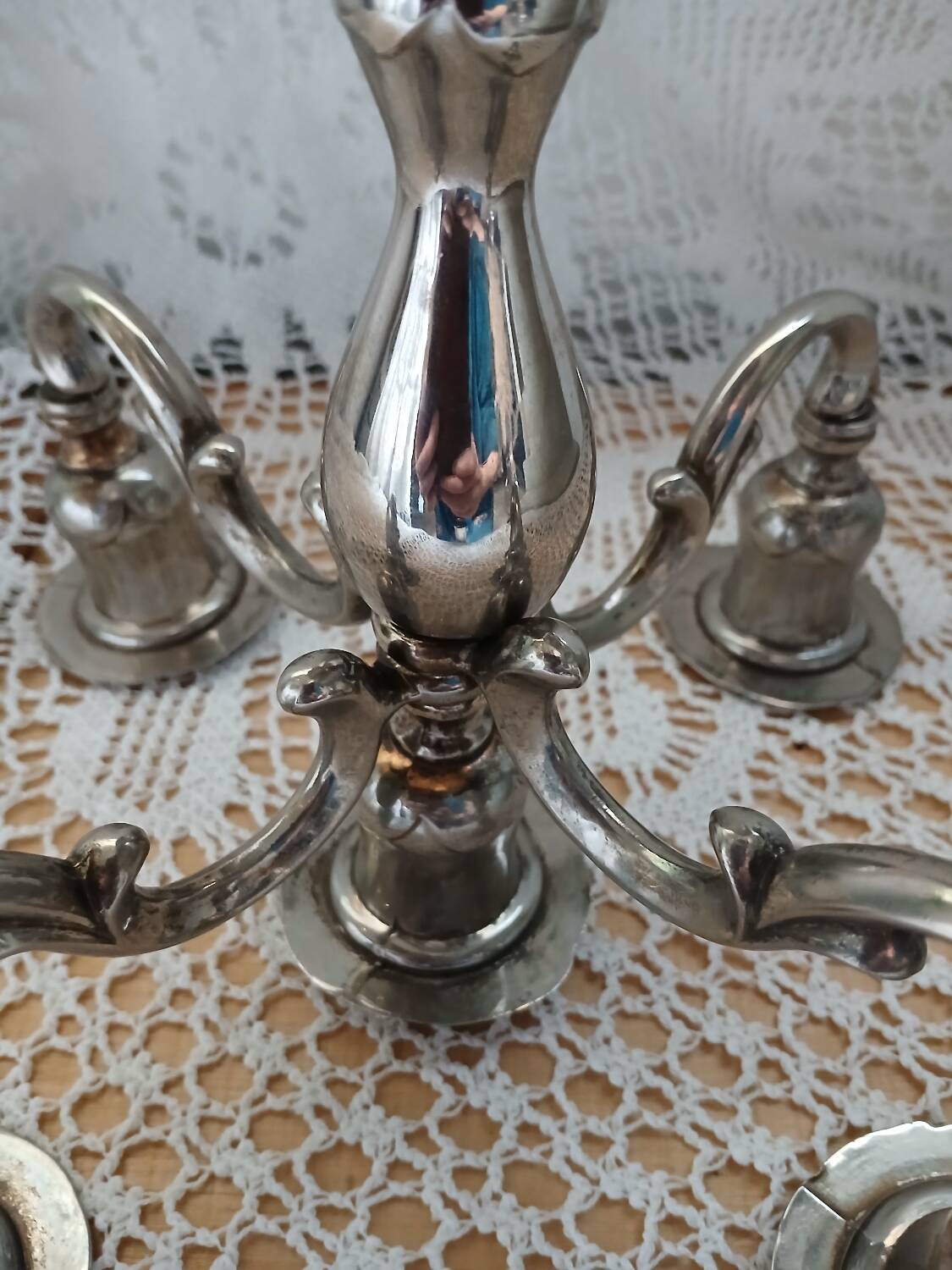 5-headed metal candlestick