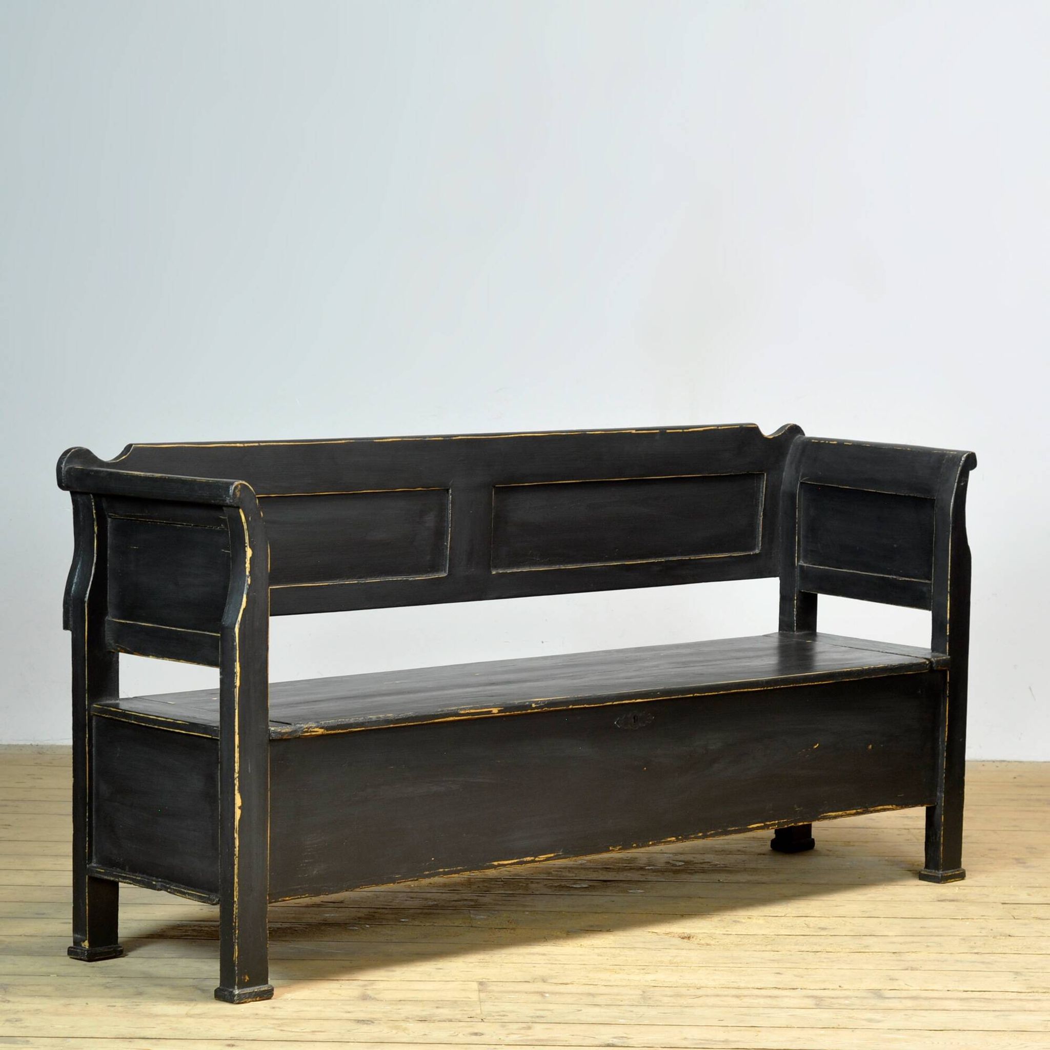 Antique pine drop-top bench, 1900s