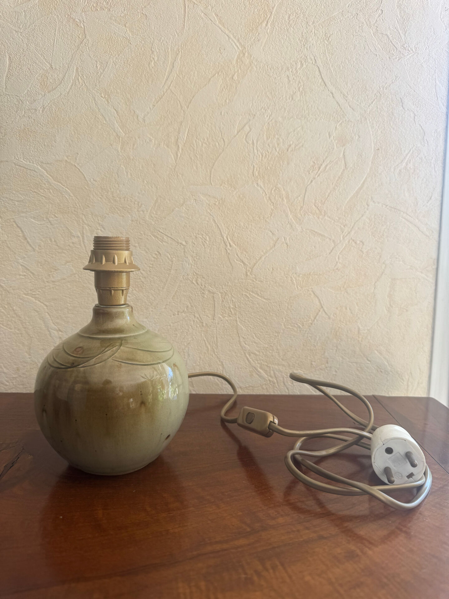 Pied de lampe vintage en grès émaillé signé Milan