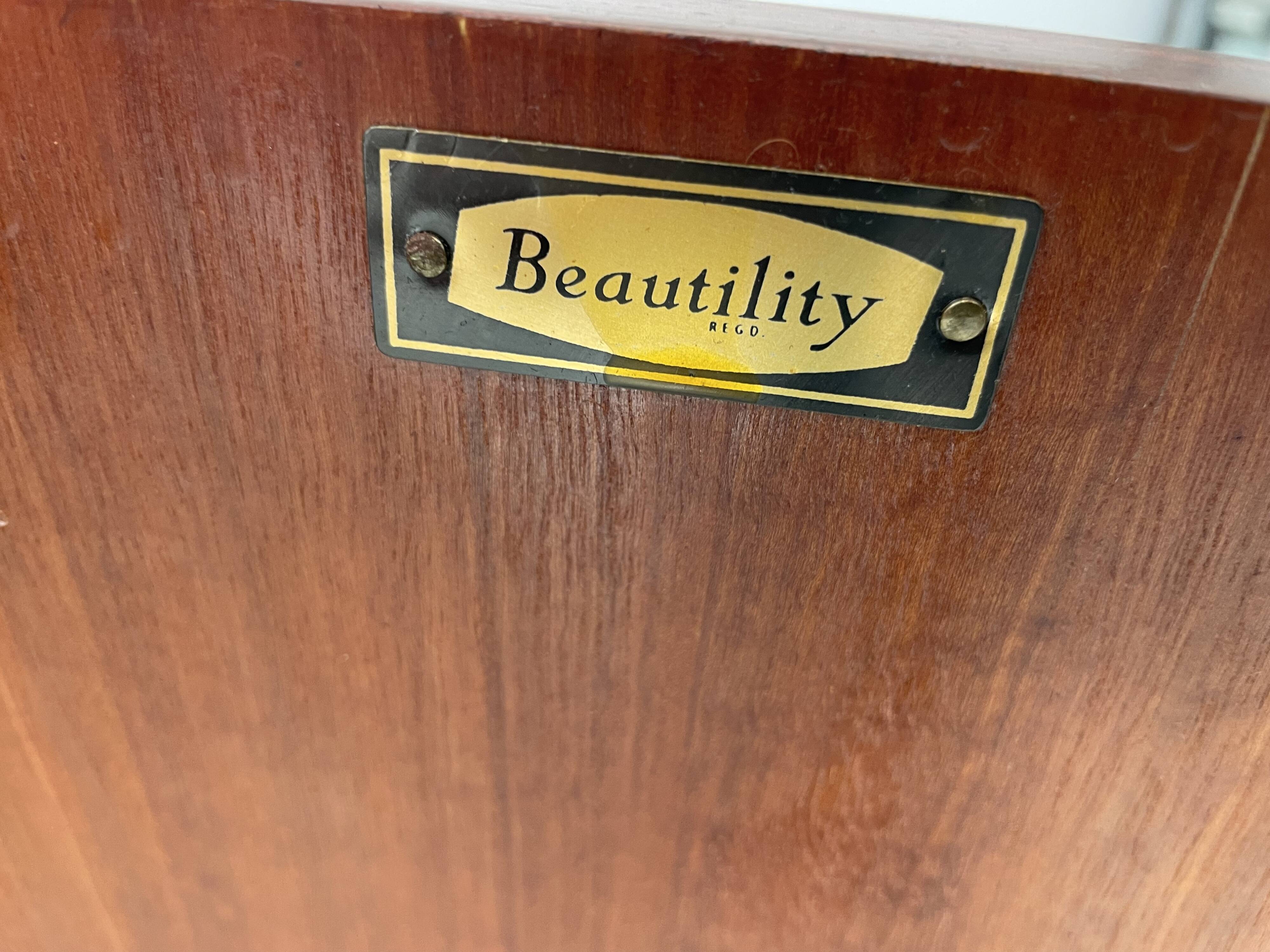 Buffet vintage unique et très rare des années 60.