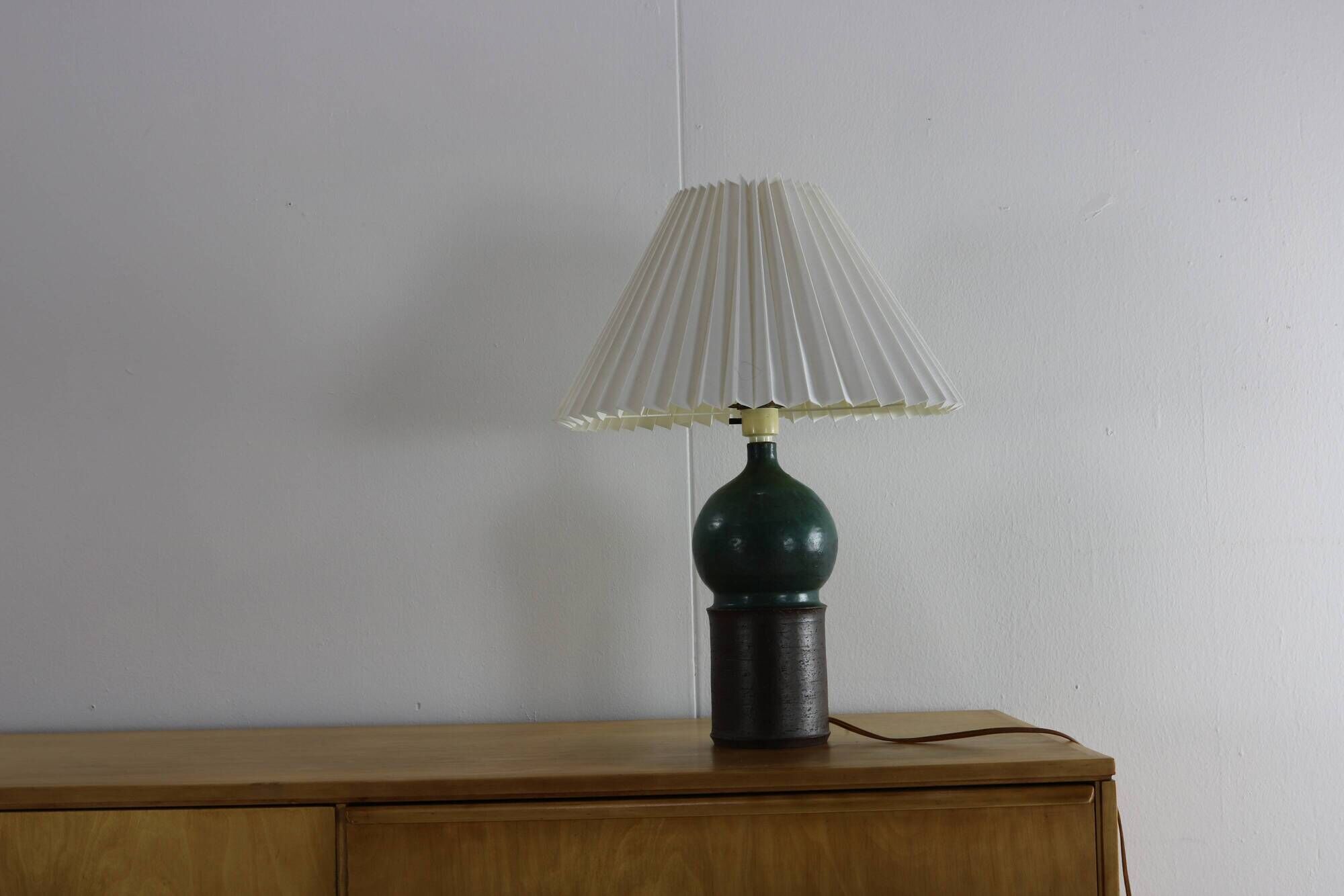 Sixties danish design ceramic tablelamp by Marianne Starck