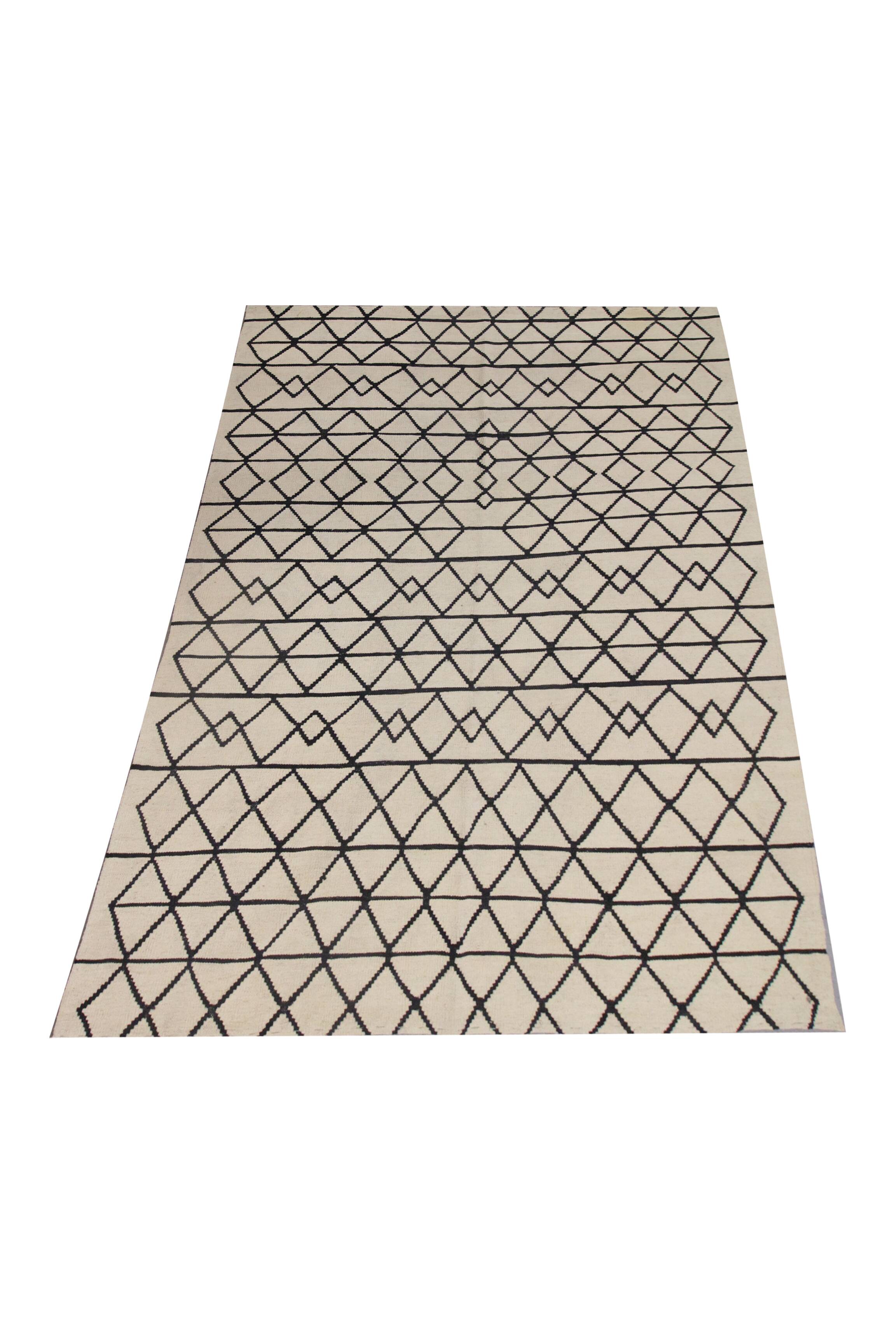 Tapis Kilim en laine crème et noire, tapis tissé à plat géométrique moderne fait main