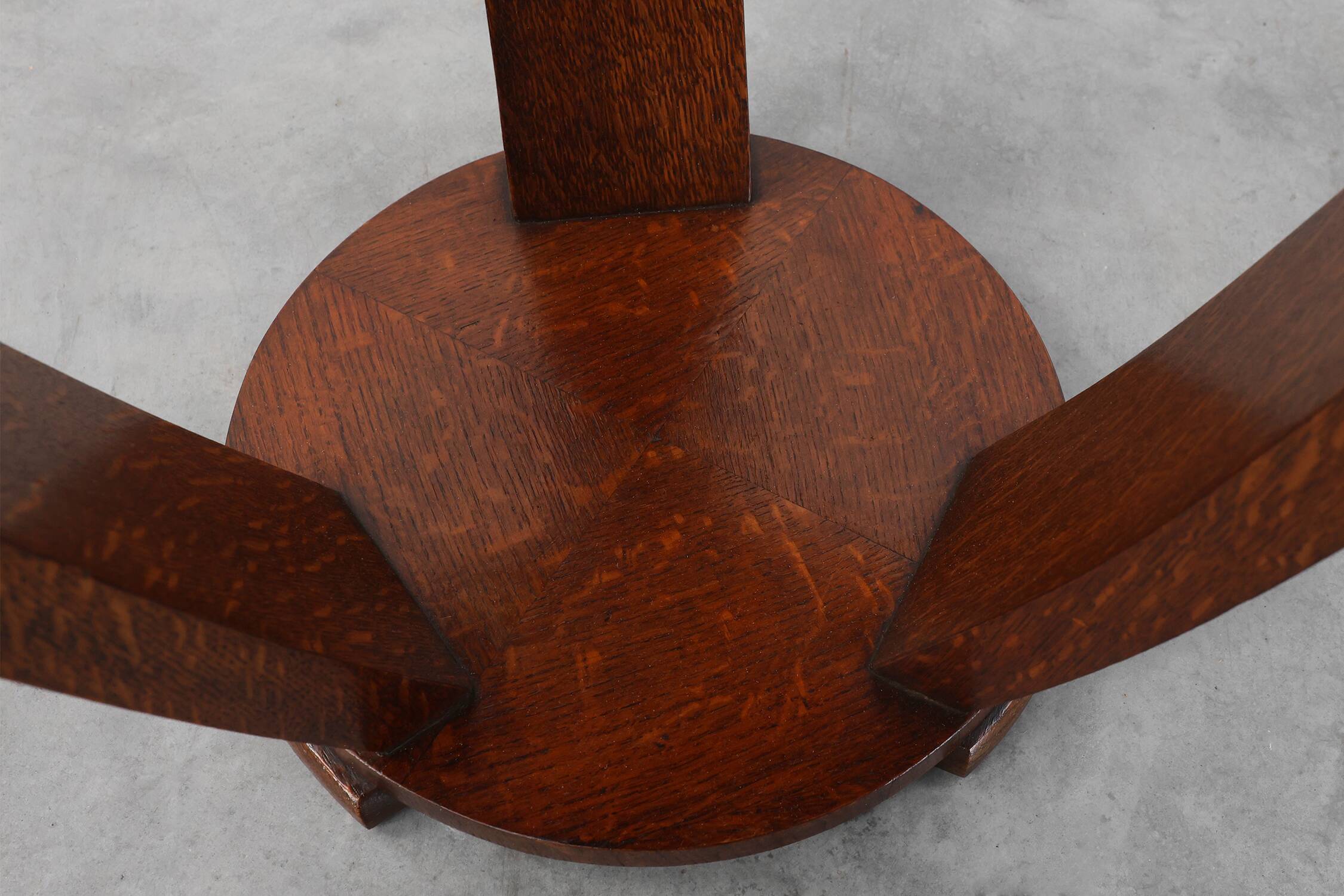 Art Deco side table in wood and chess style veneered top, France ca. 1940