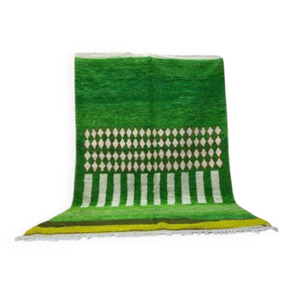 Beni Ourain rug in natural wool, handmade, size 150 x 250 cm.