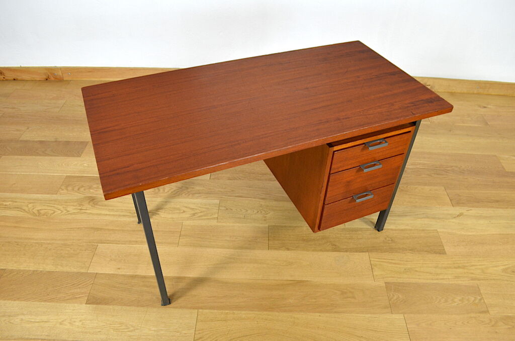 Minimalist office of Herbert Hirche Holzapfel Edition 1960