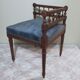 Fauteuil d'angle de style Louis XV assise velours