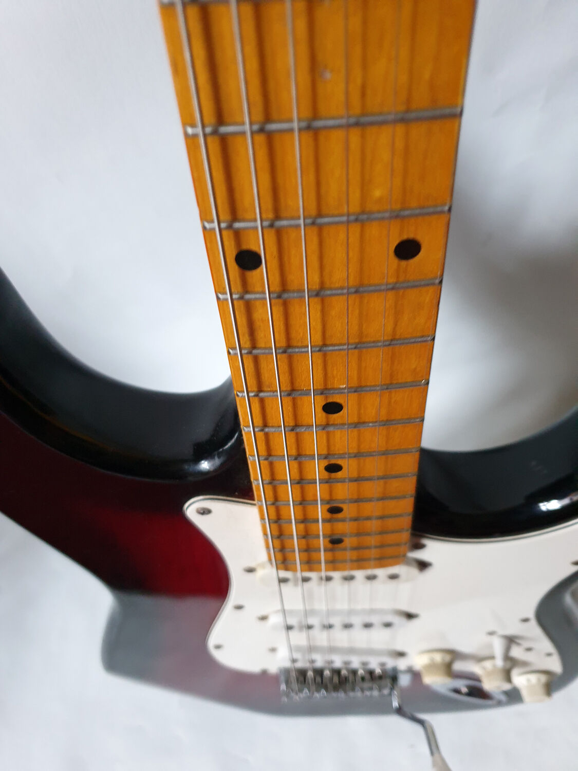 vintage guitar KAY Stratocaster cherryburst custom MIJ 1980s