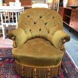 Toad armchair in tufted velvet