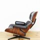 Fauteuil et pouf Charles & Ray Eames pour Herman Miller