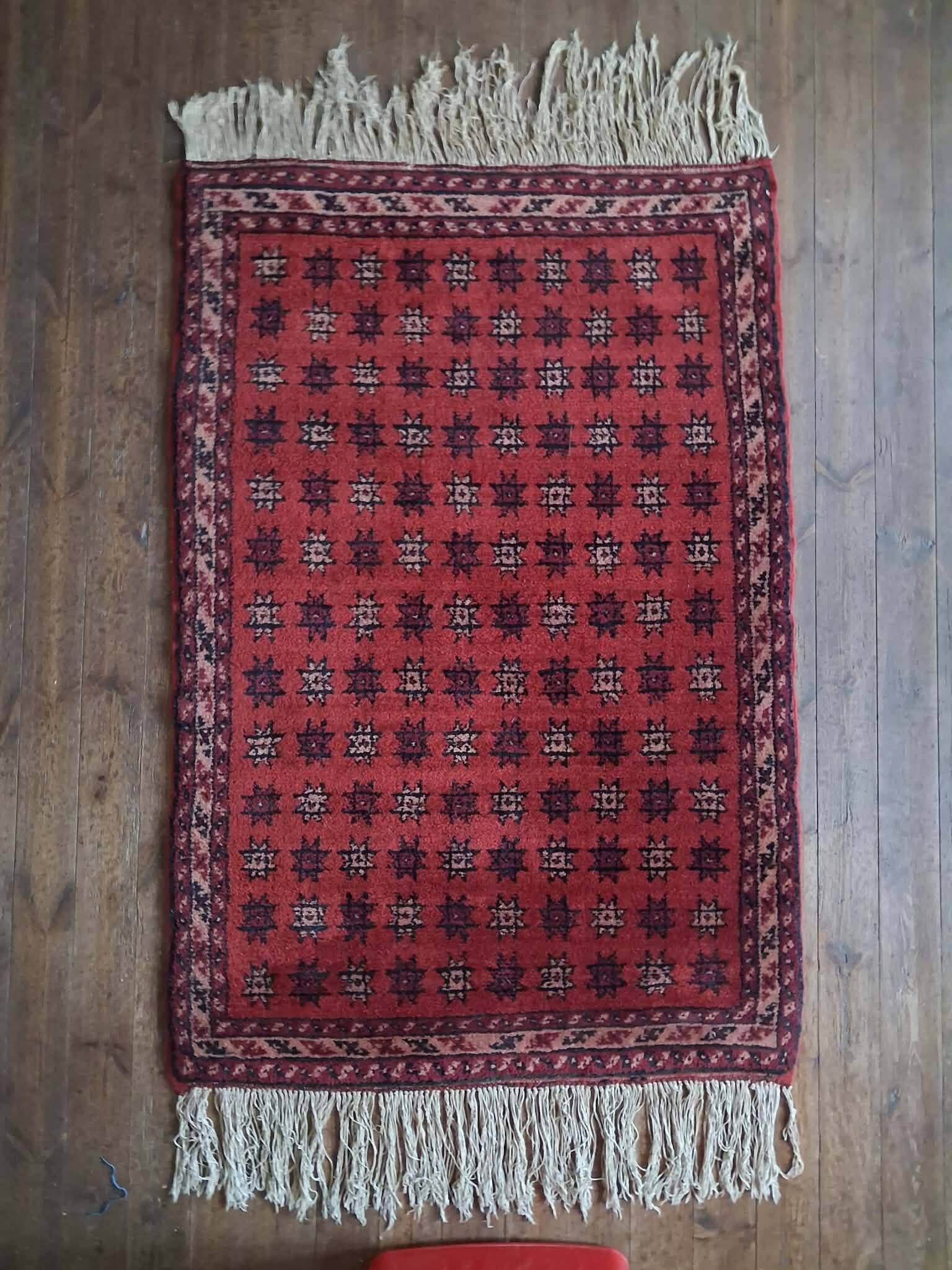 Tapis Ouzbek fait main 173x118cm