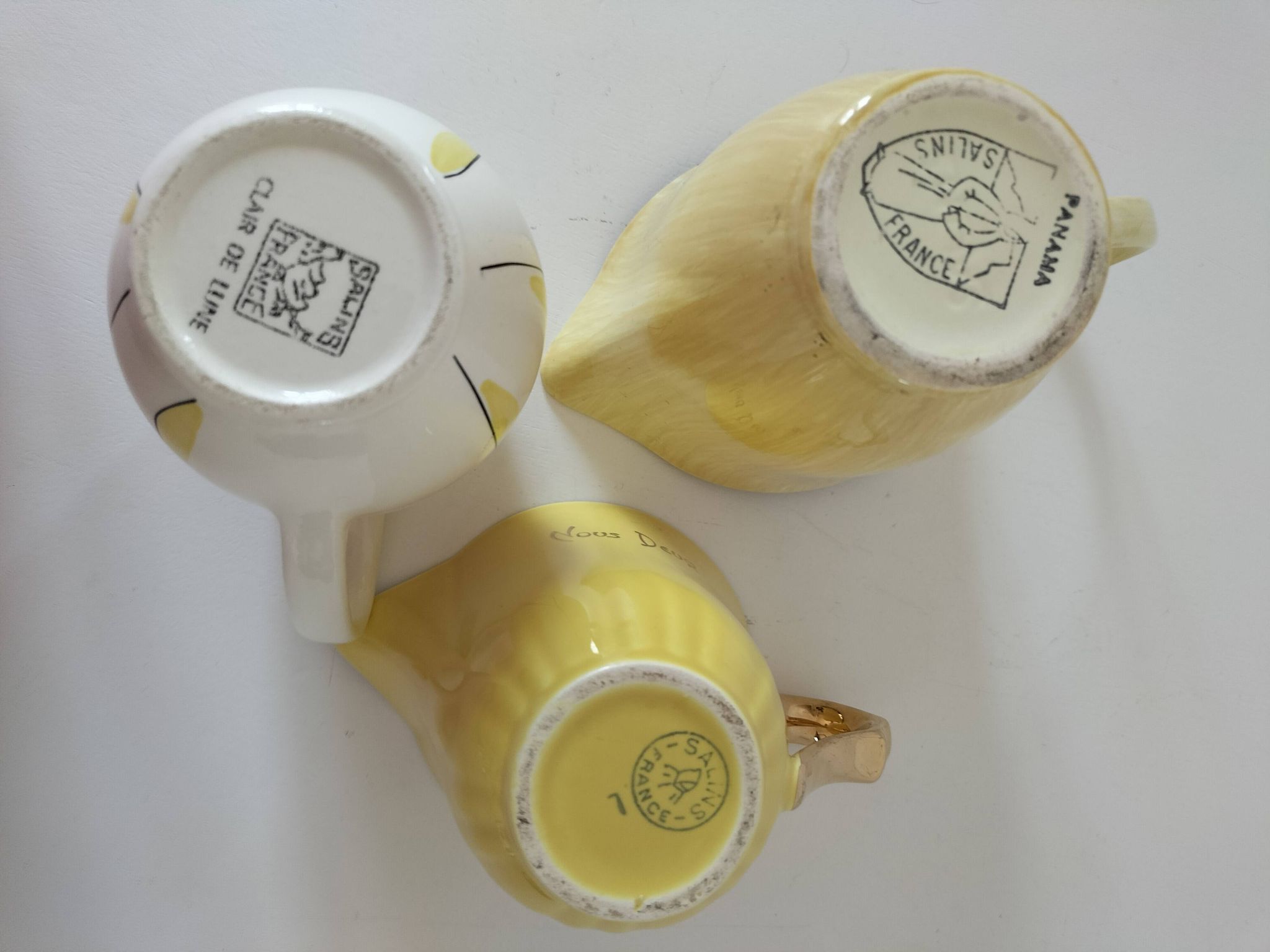 Set of three Salins Clair de Lune Panama vintage jugs.