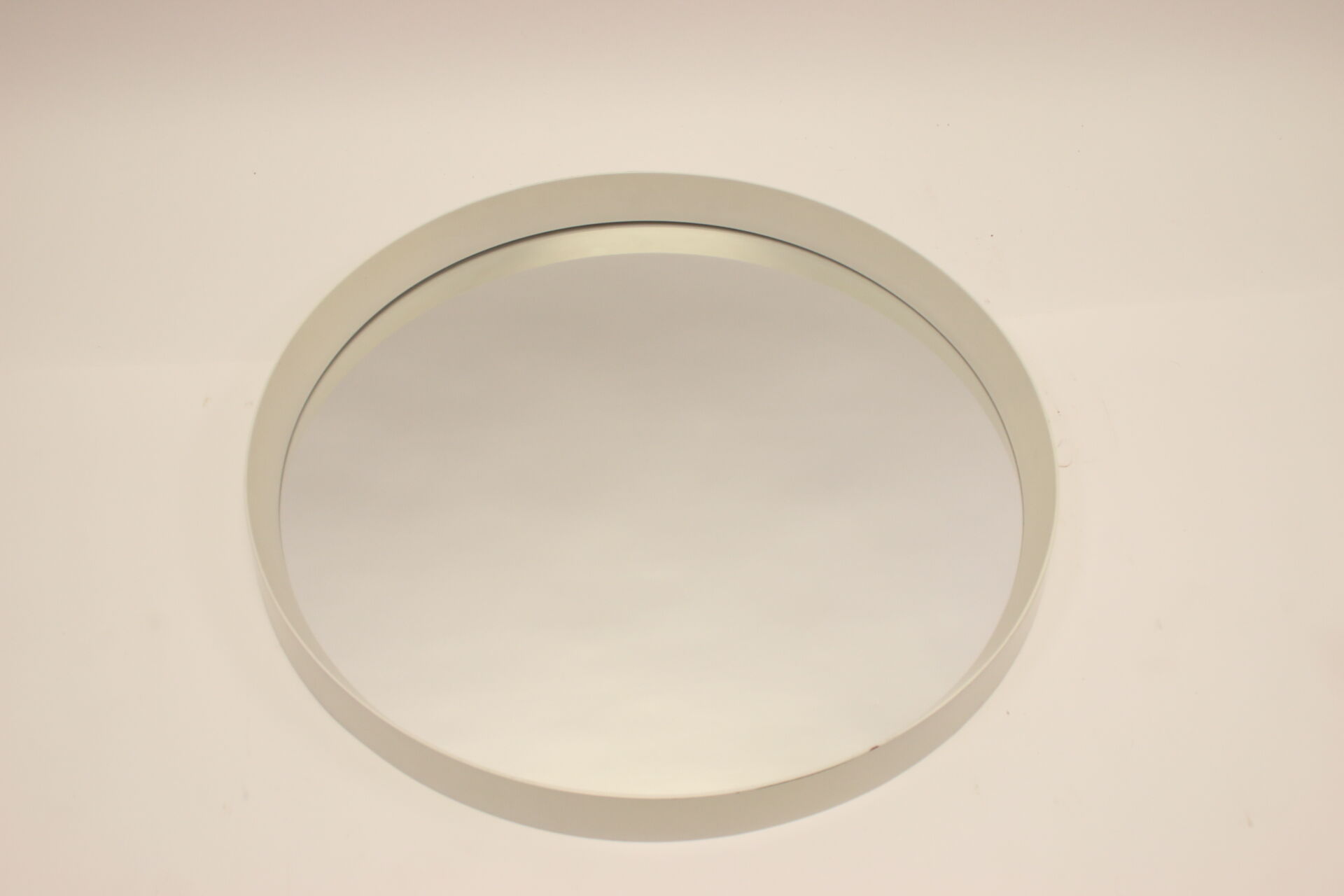 Vintage round white mirror 1960s