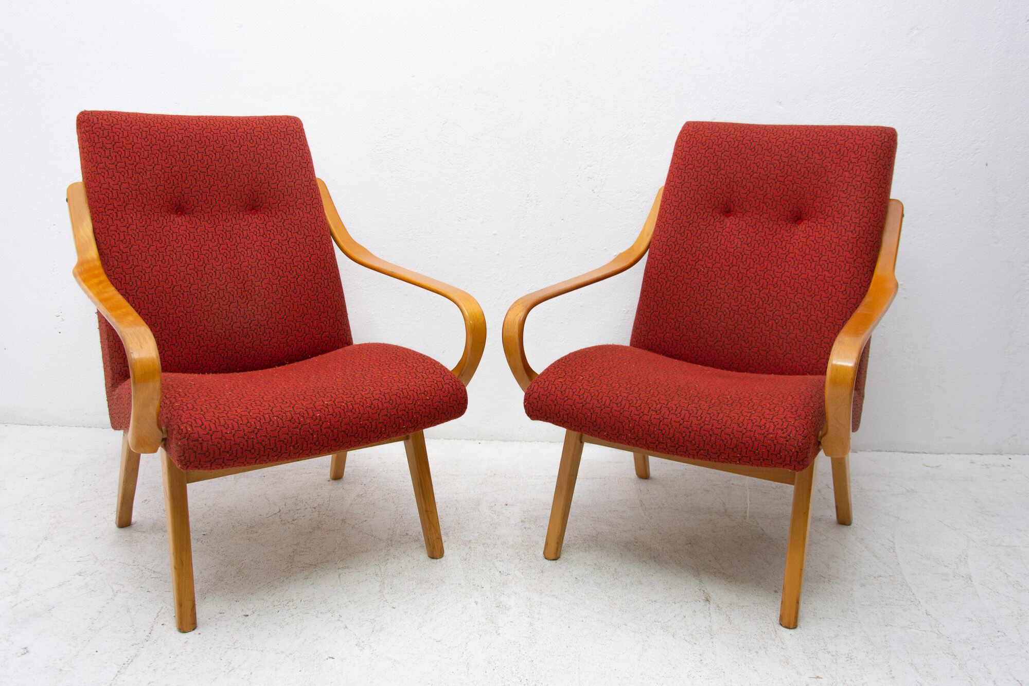 Pair of armchairs by Jaroslav Šmídek, 1960