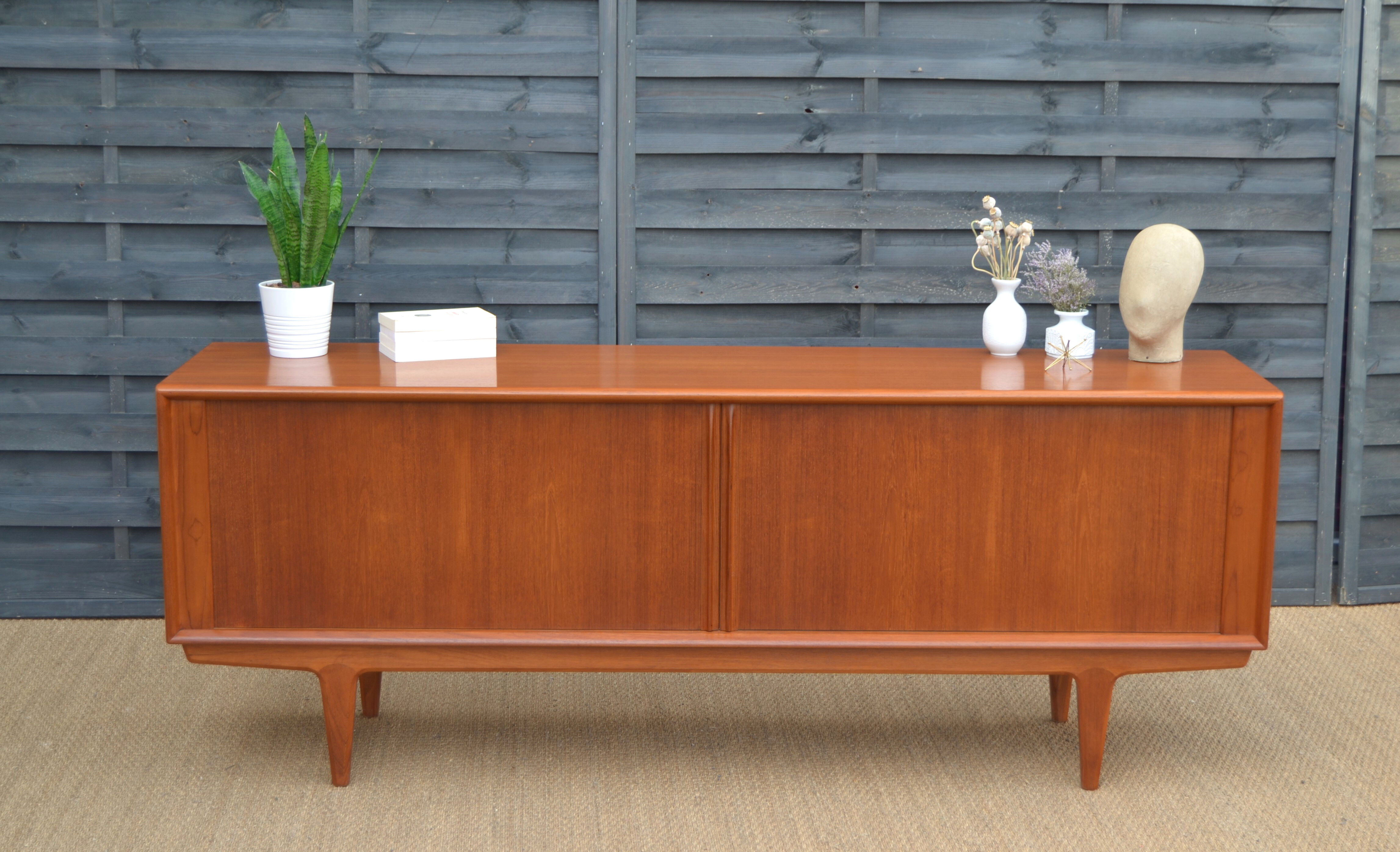 Sideboard by B-Perdersen 210 cm