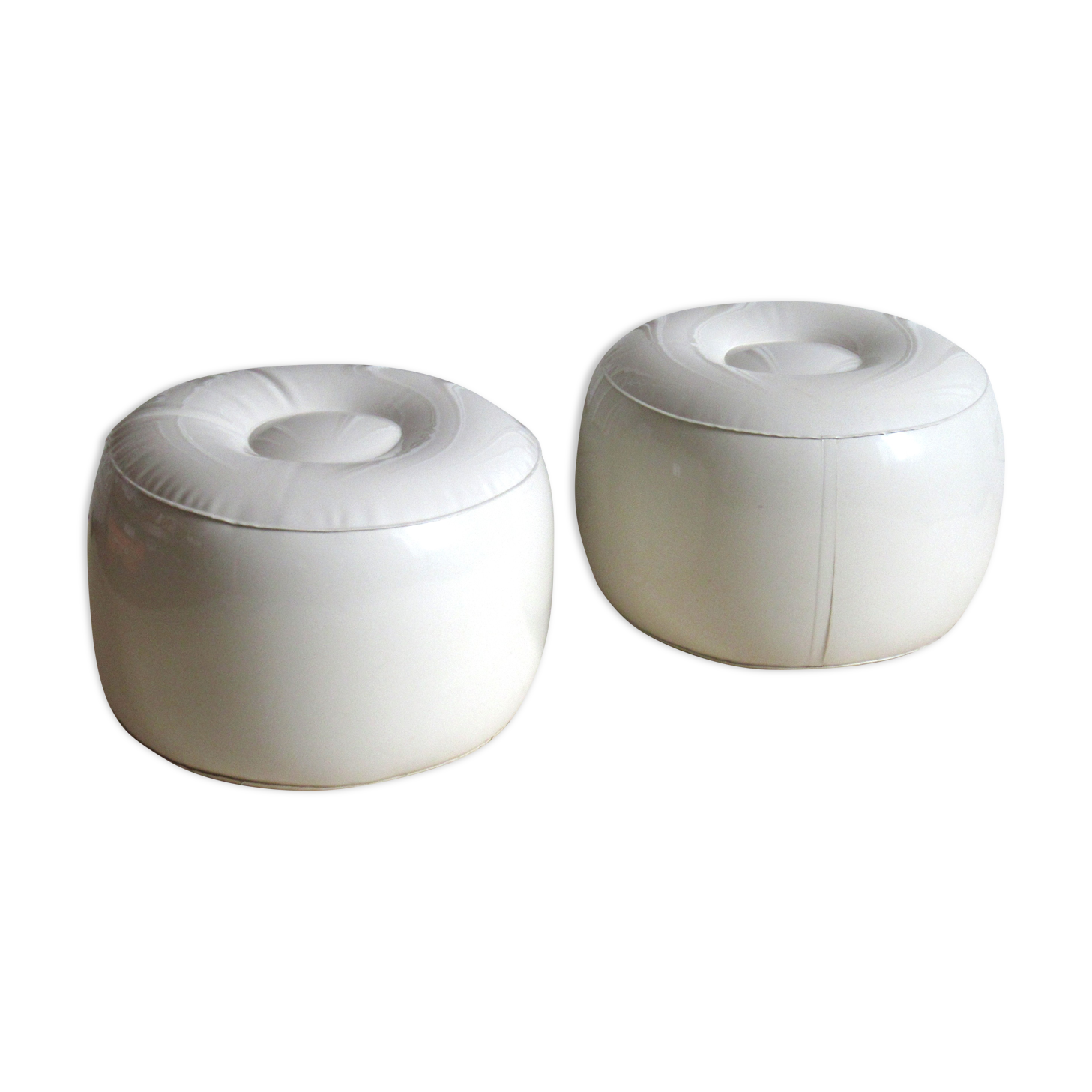 Paire de poufs gonflables années 70