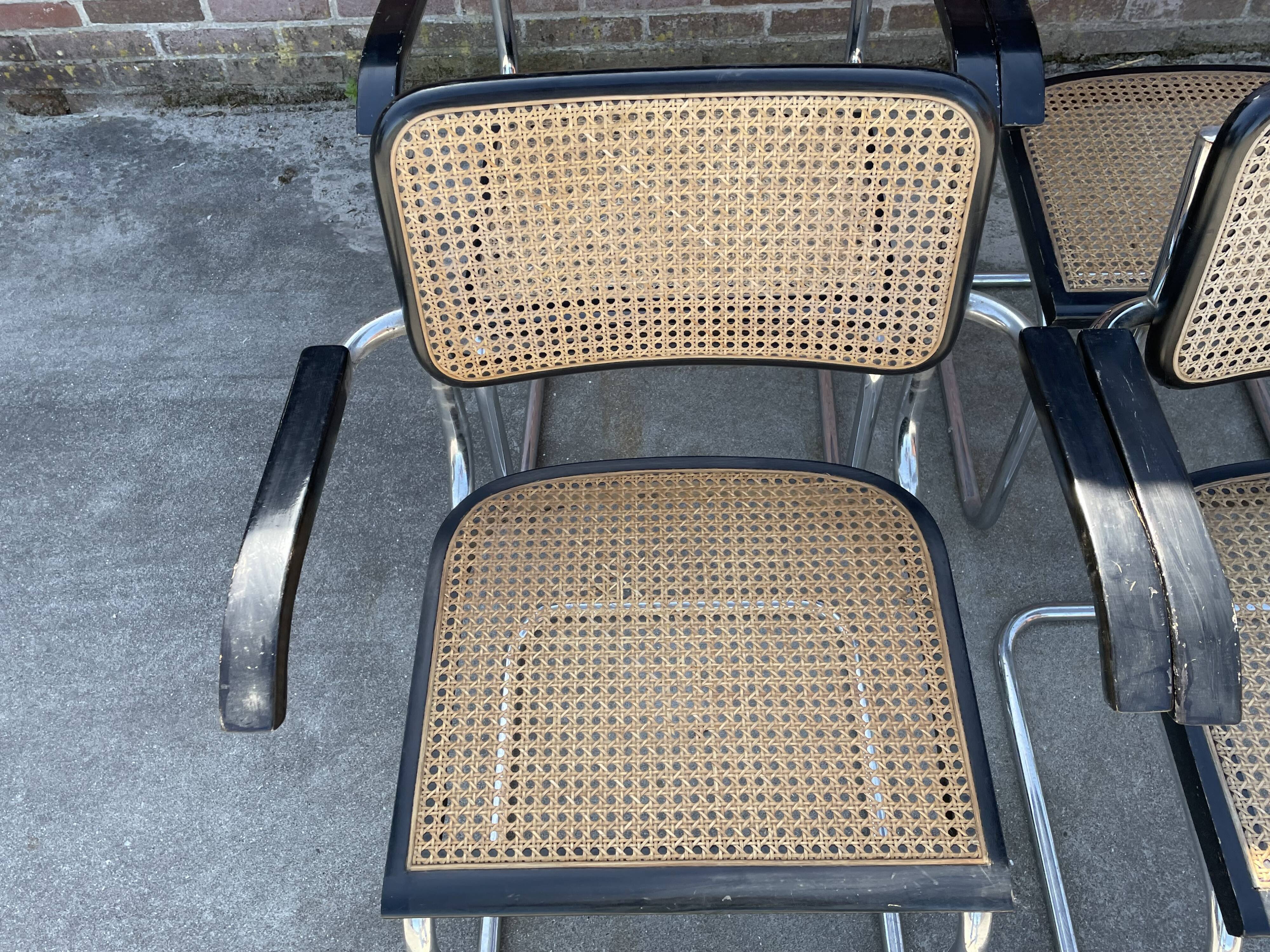 Set of 4 chairs model B64 Cesca with armrests in Black and Chrome