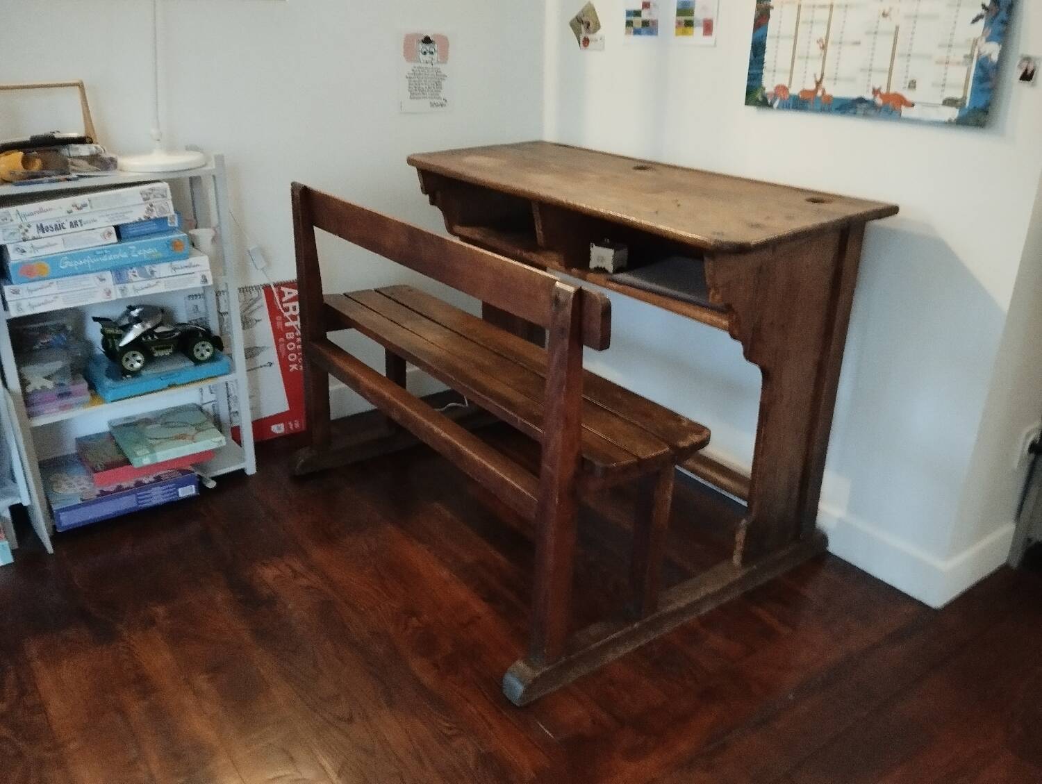 Bureau ecolier en bois
