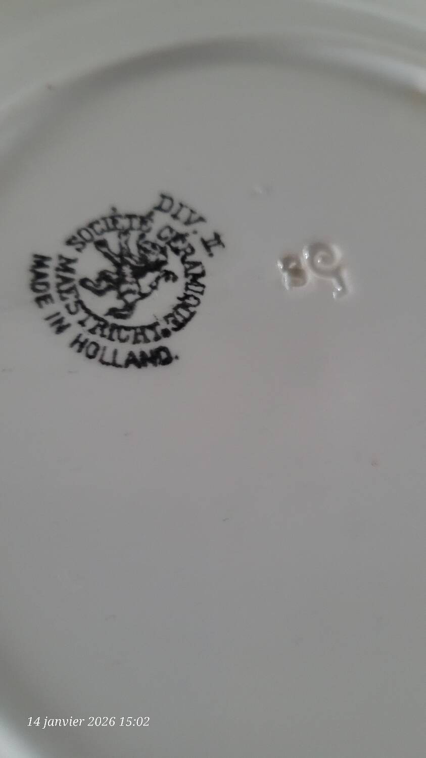 5 antique dessert plates