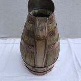Ancien pichet bois