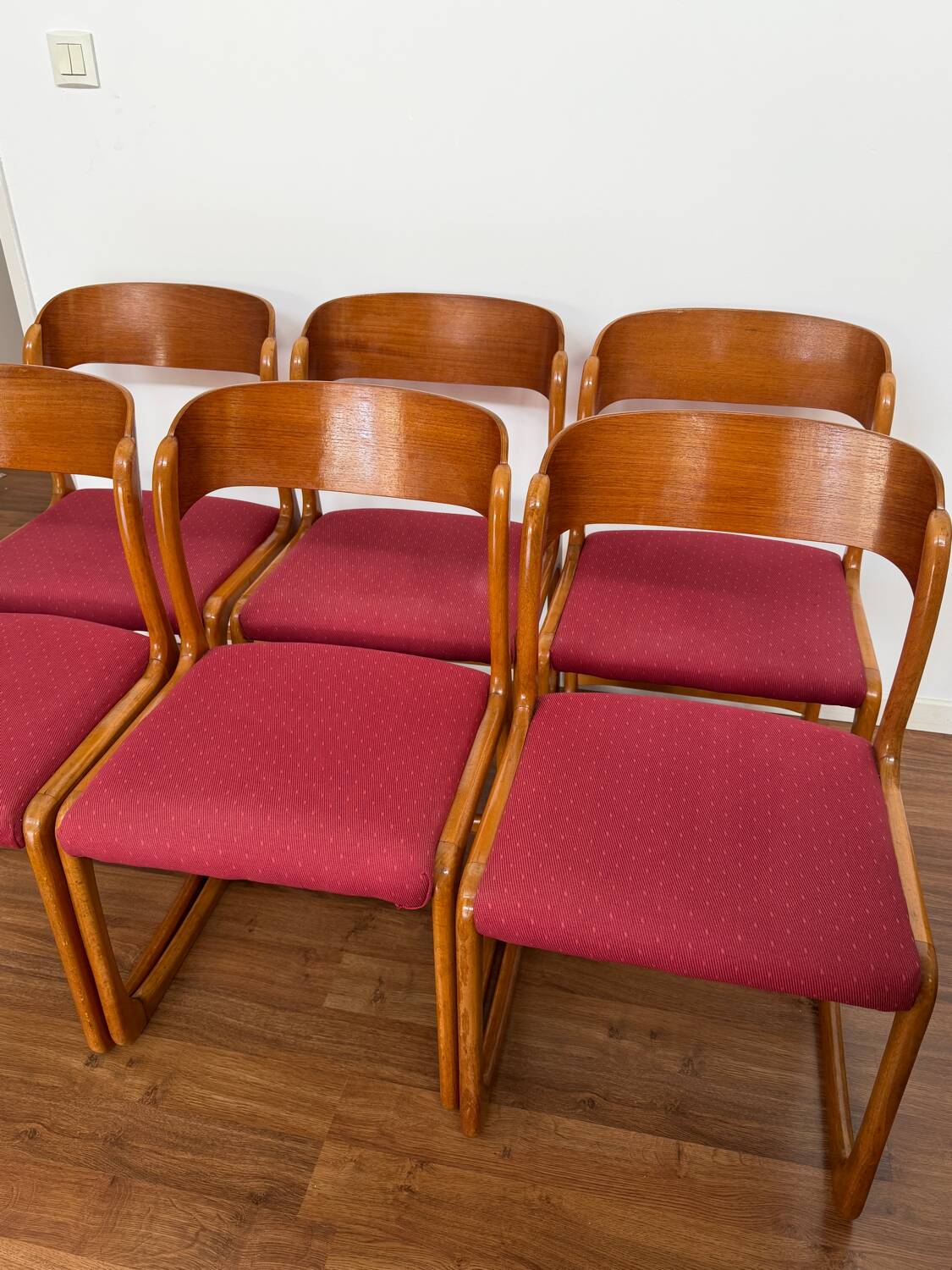 Série de 6 chaises traîneau Baumann vintage