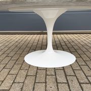 Original Knoll Tulip oval dining table (198cm) Carrara marble