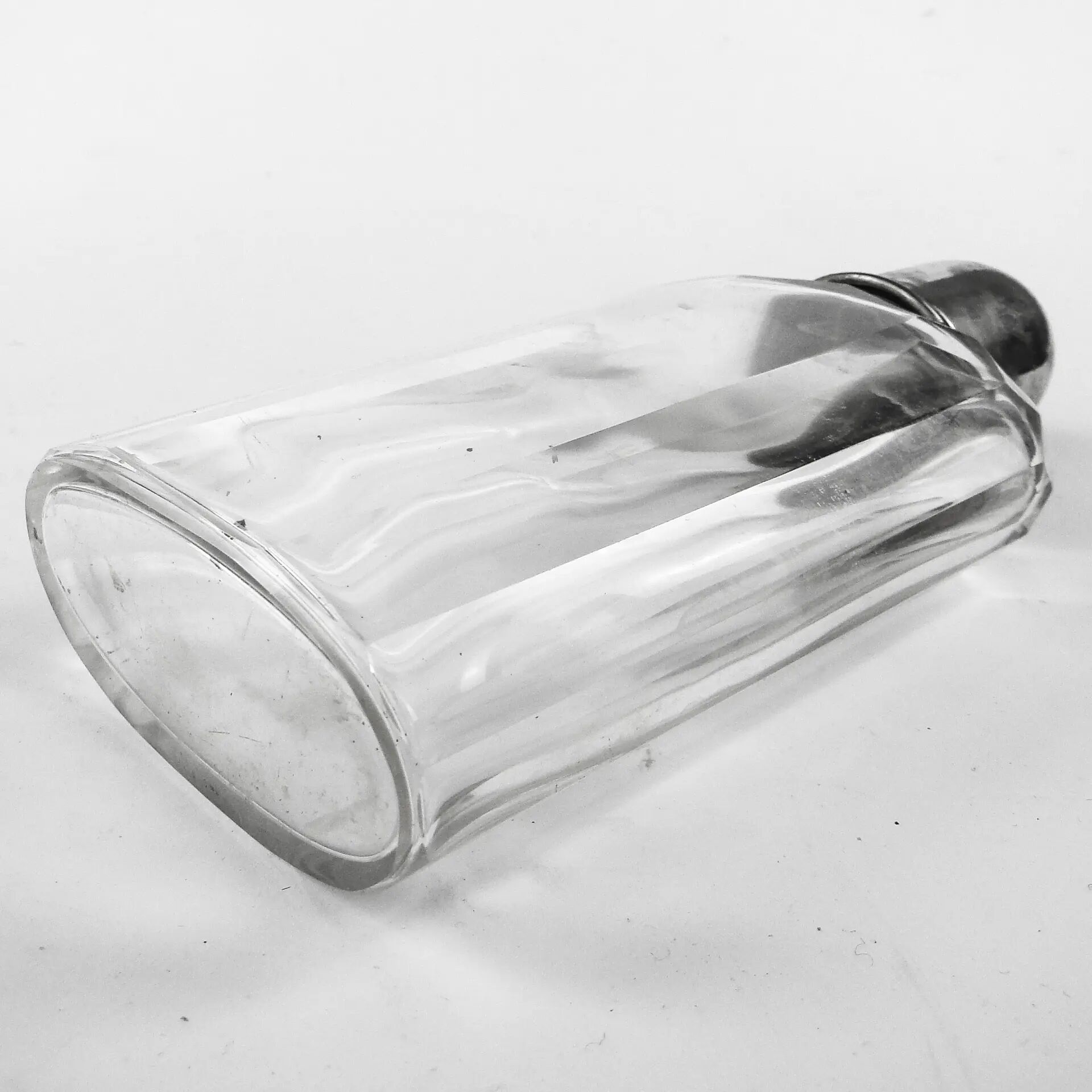 Art Deco hip flask, crystal, France, 1930s