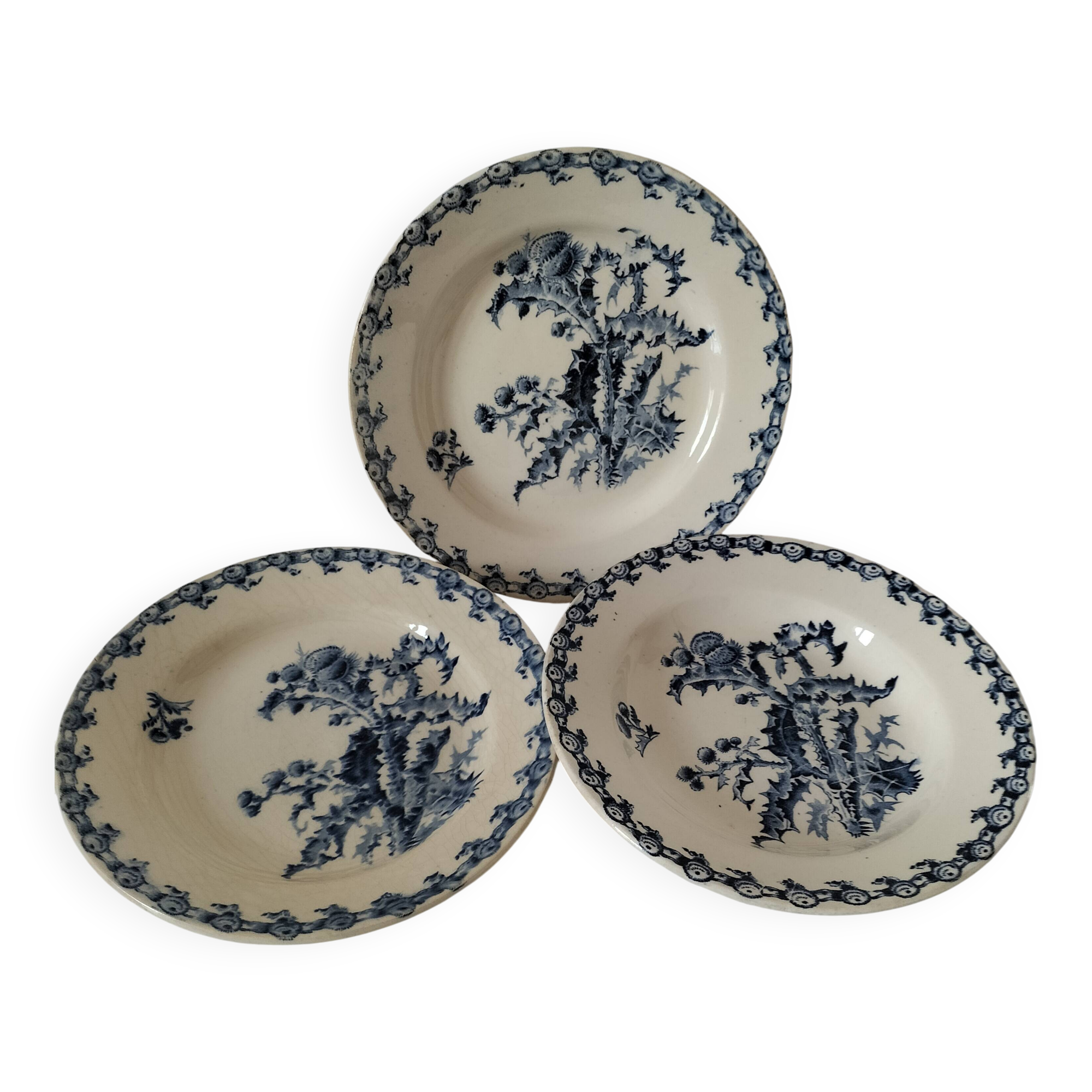 Trio of Gien soup plates – Chardon model in navy blue