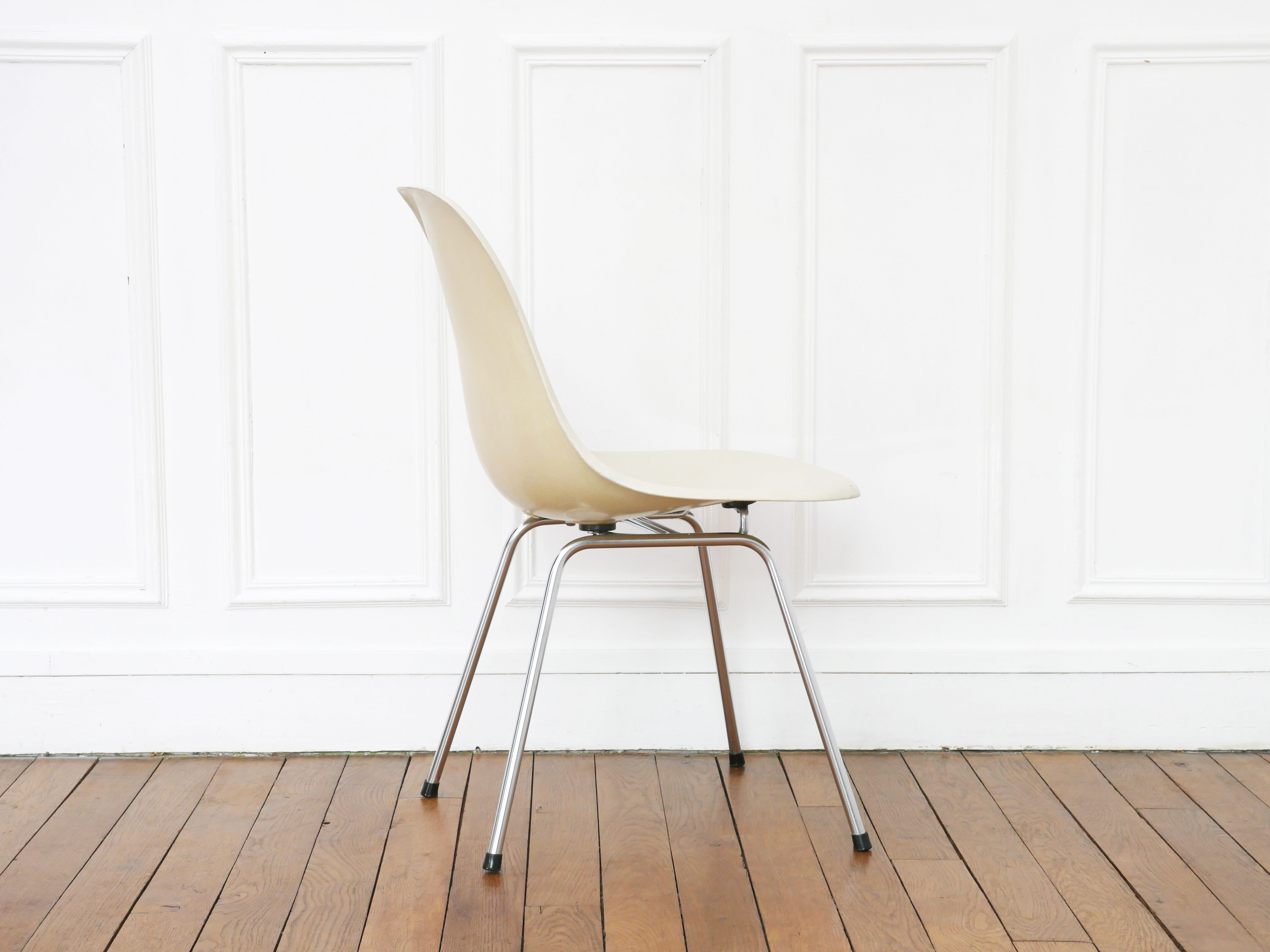 DSX Chair by Charles and Ray Eames for Herman Miller