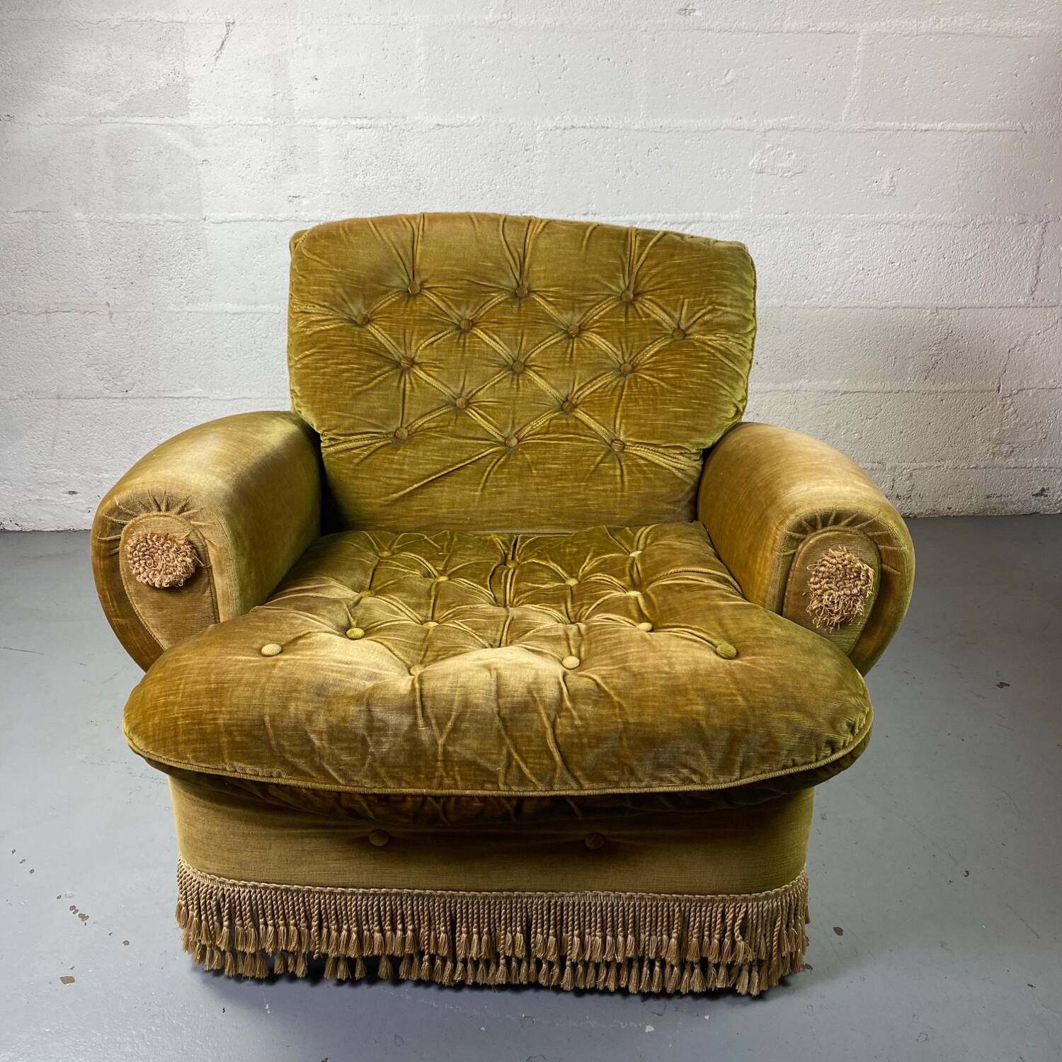 Fauteuil club vintage en tissu vert