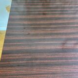 Extendable dining table compass feet