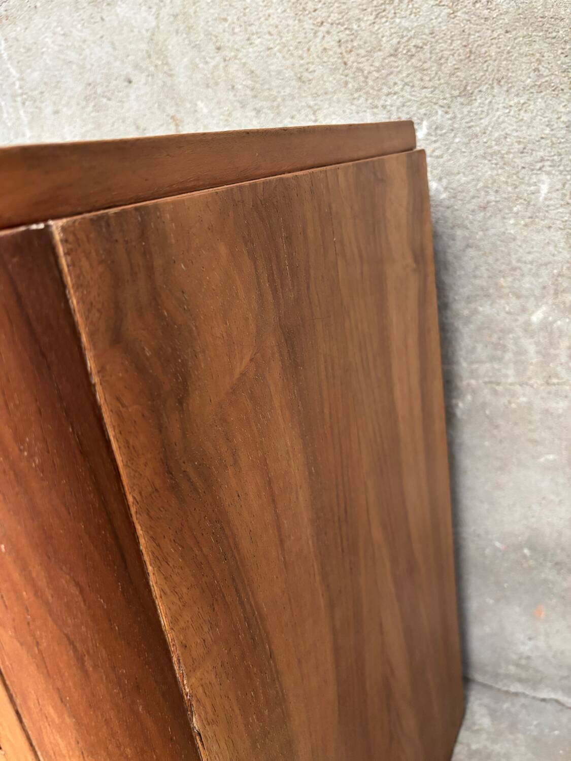 Small late Art Deco chest of drawers