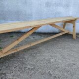 Bench in natural pine