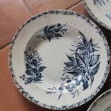 Set of 4 vintage iron earth plates Badonvillier ripe model