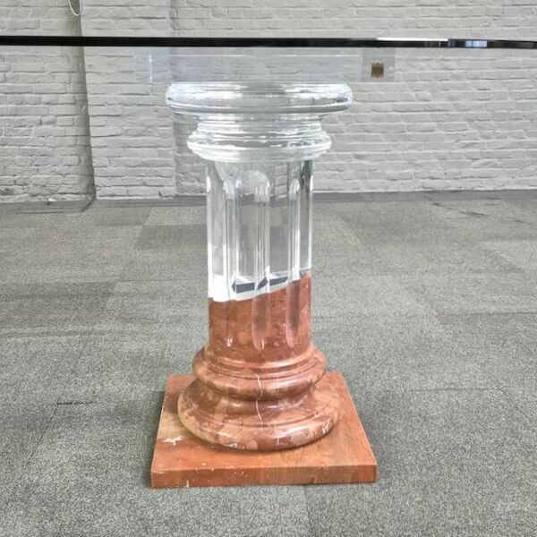 Table à manger par fabianart avec 2 colonnes doriques en marbre et acrylique - Italie années 1980