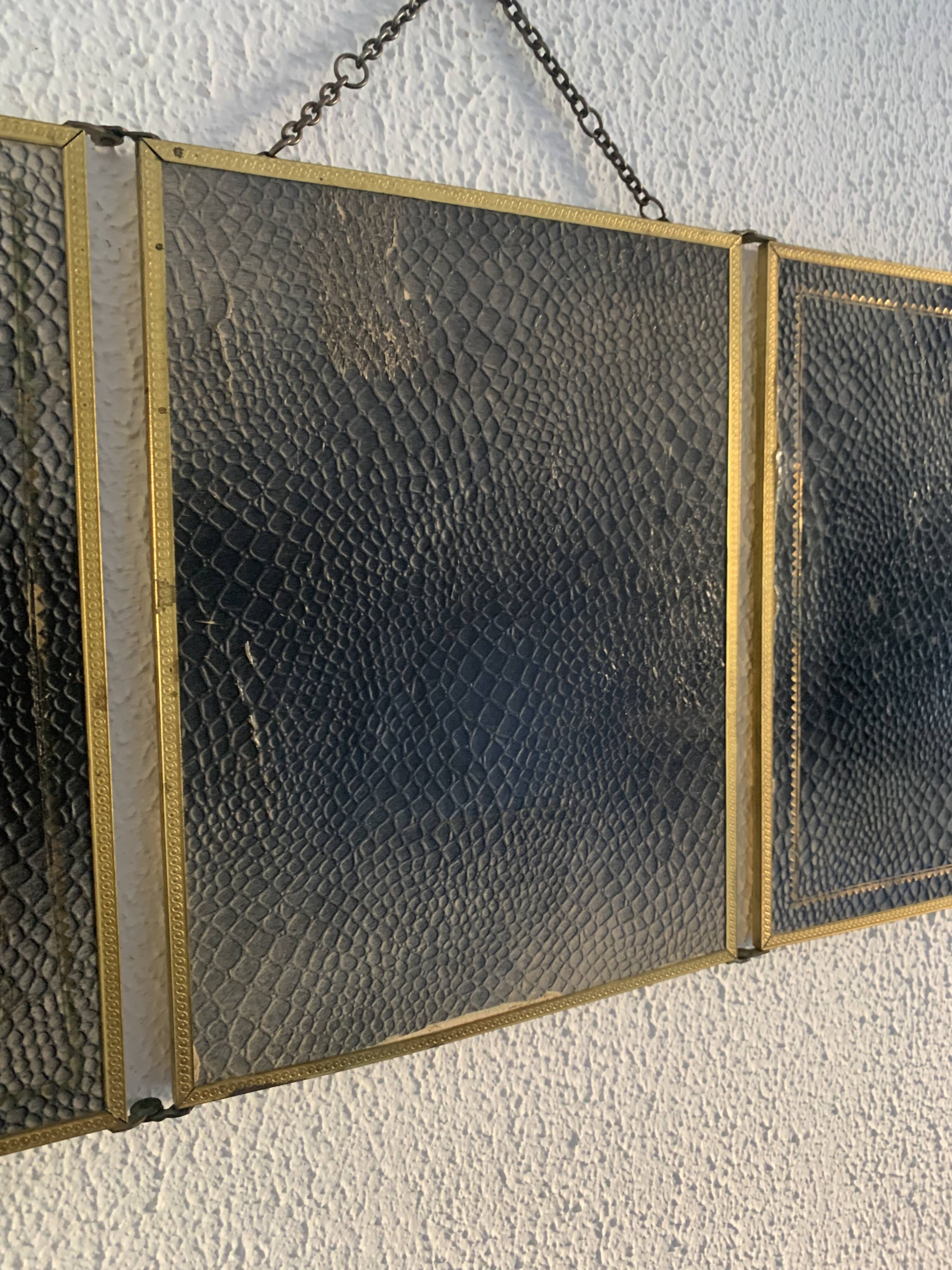 Vintage 1900 triptych mirror, golden barber woman - 27 x 67 cm