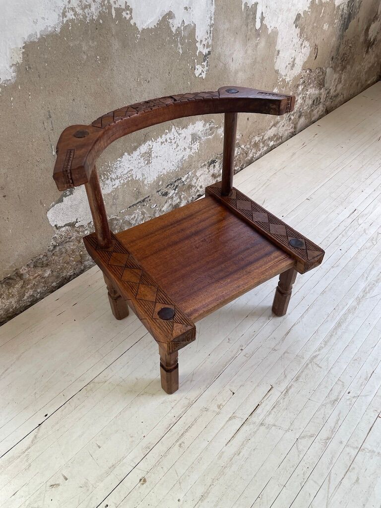 Low chair côte d'ivoire