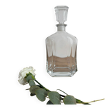 Transparent whisky carafe