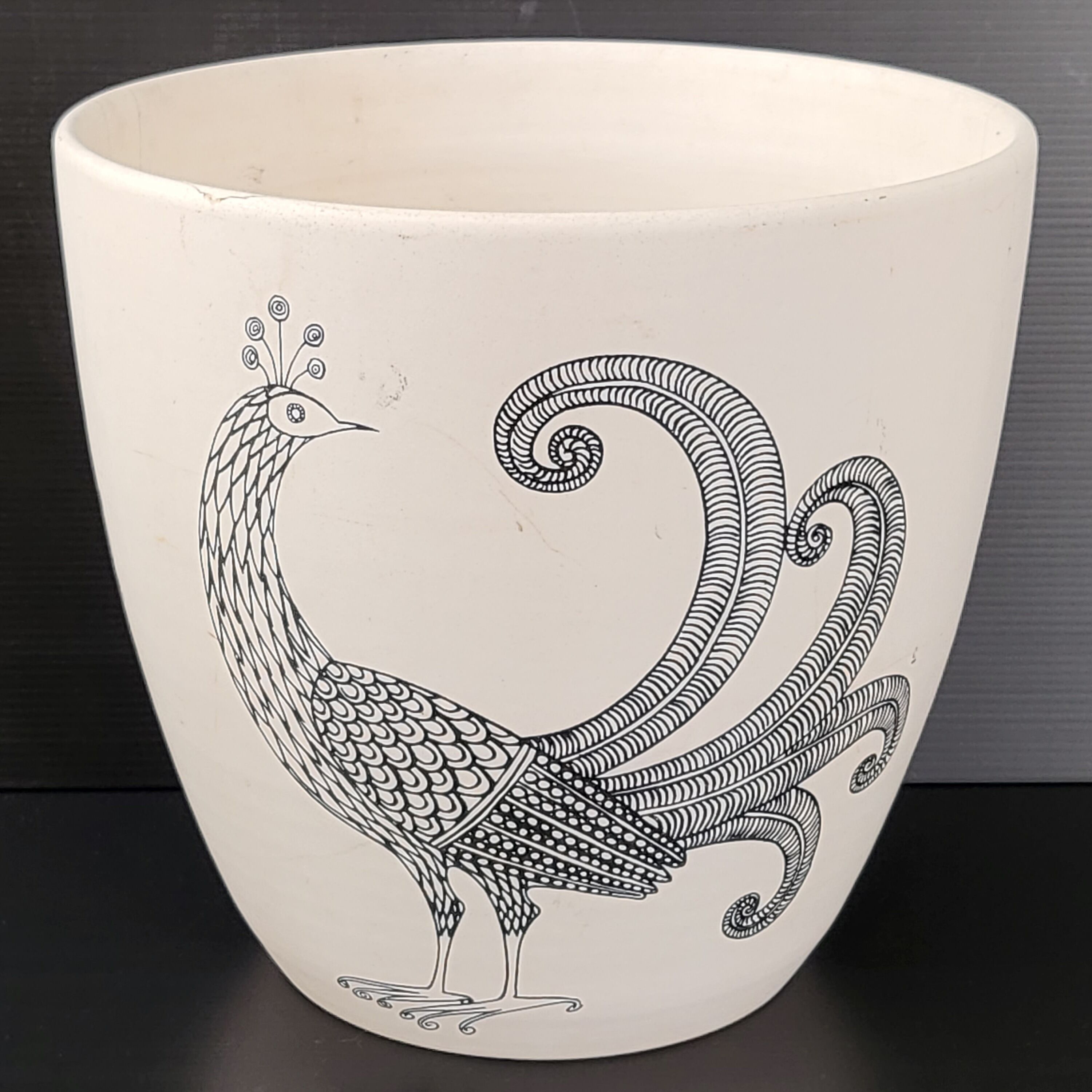 Vintage milet Sèvres peacock pot cover