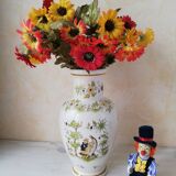 Vase old Moustier eighteenth century