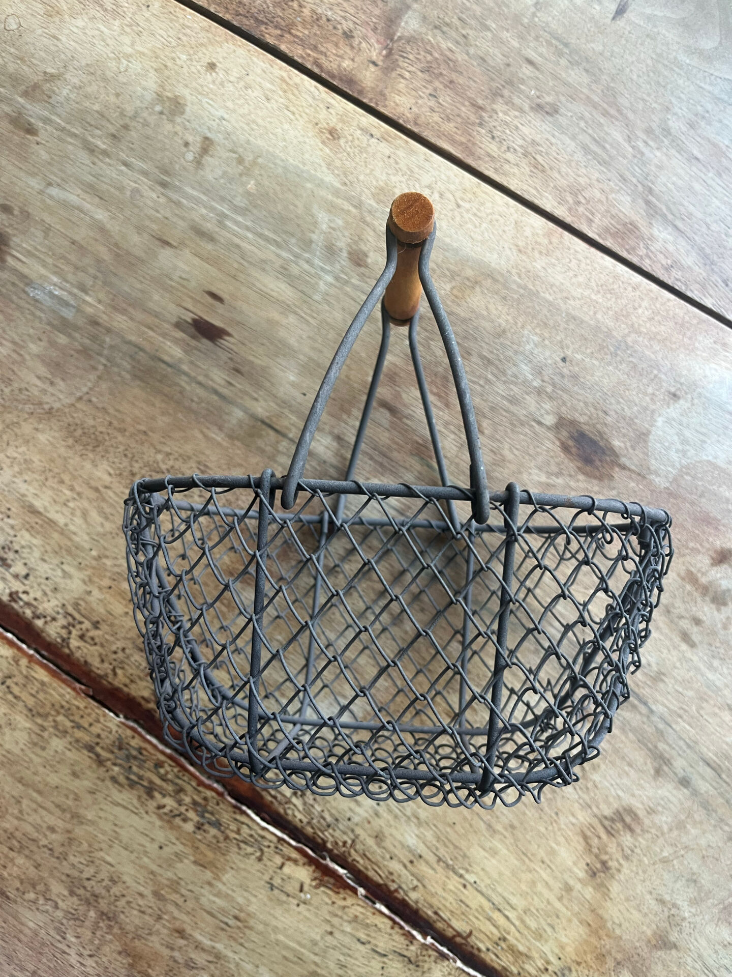 Mini panier en grillage