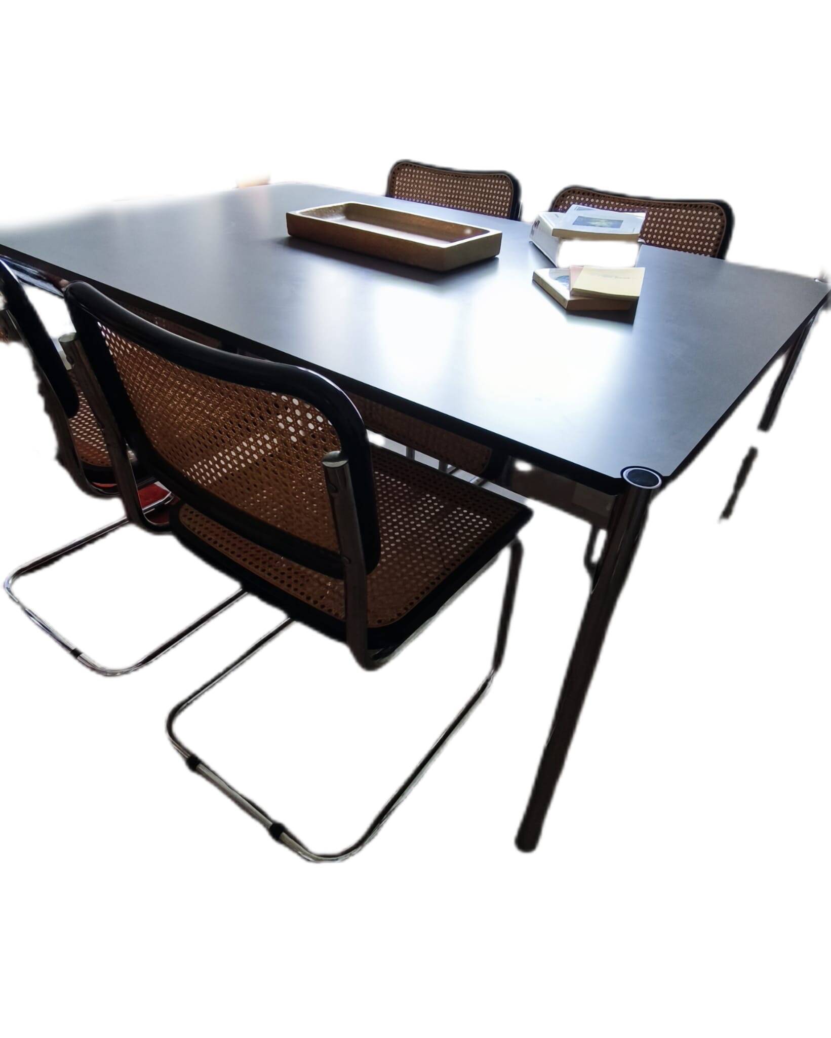 Usm-haller desk