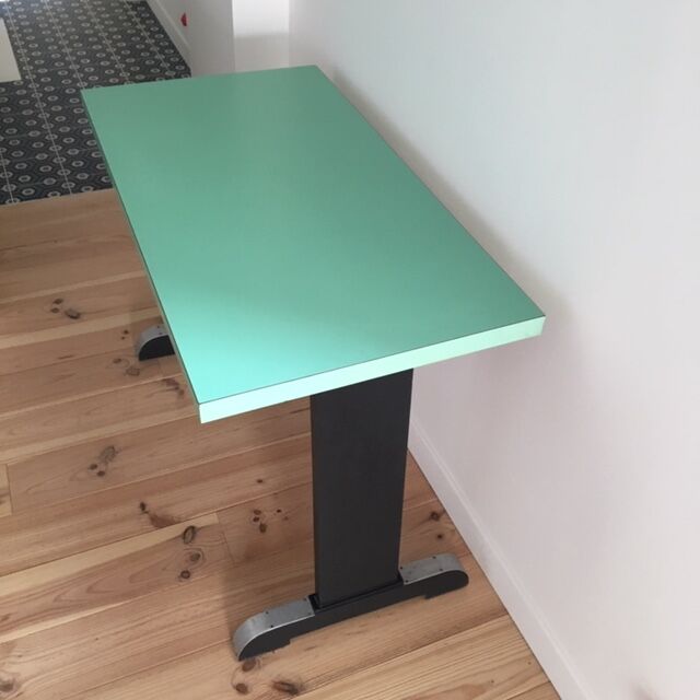 Bistro table in green formica