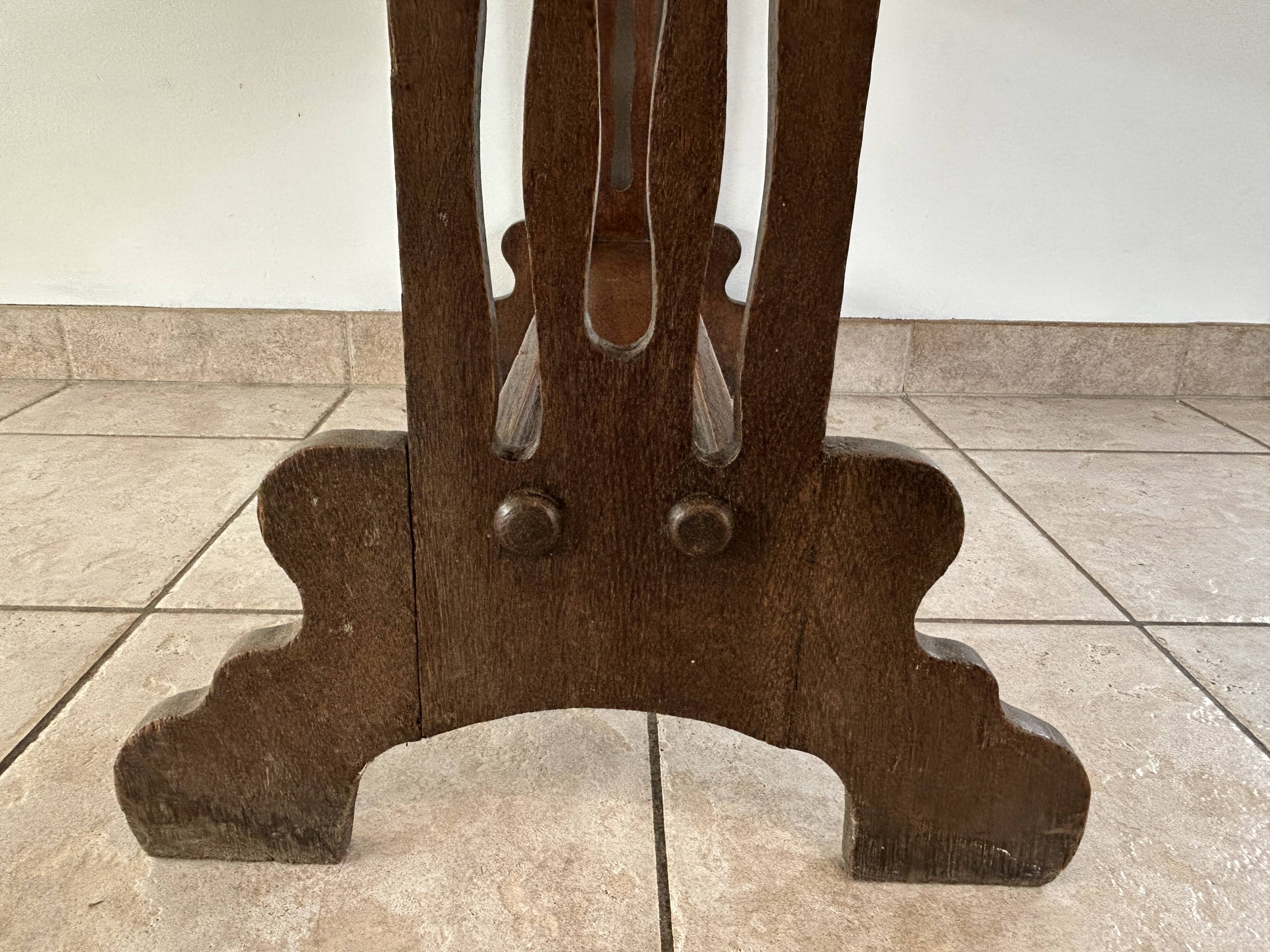 Tea table - ARTS AND CRAFTS - circa 1900