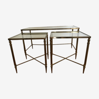 Low pull-out glass and brass table