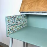 Desk and chair set