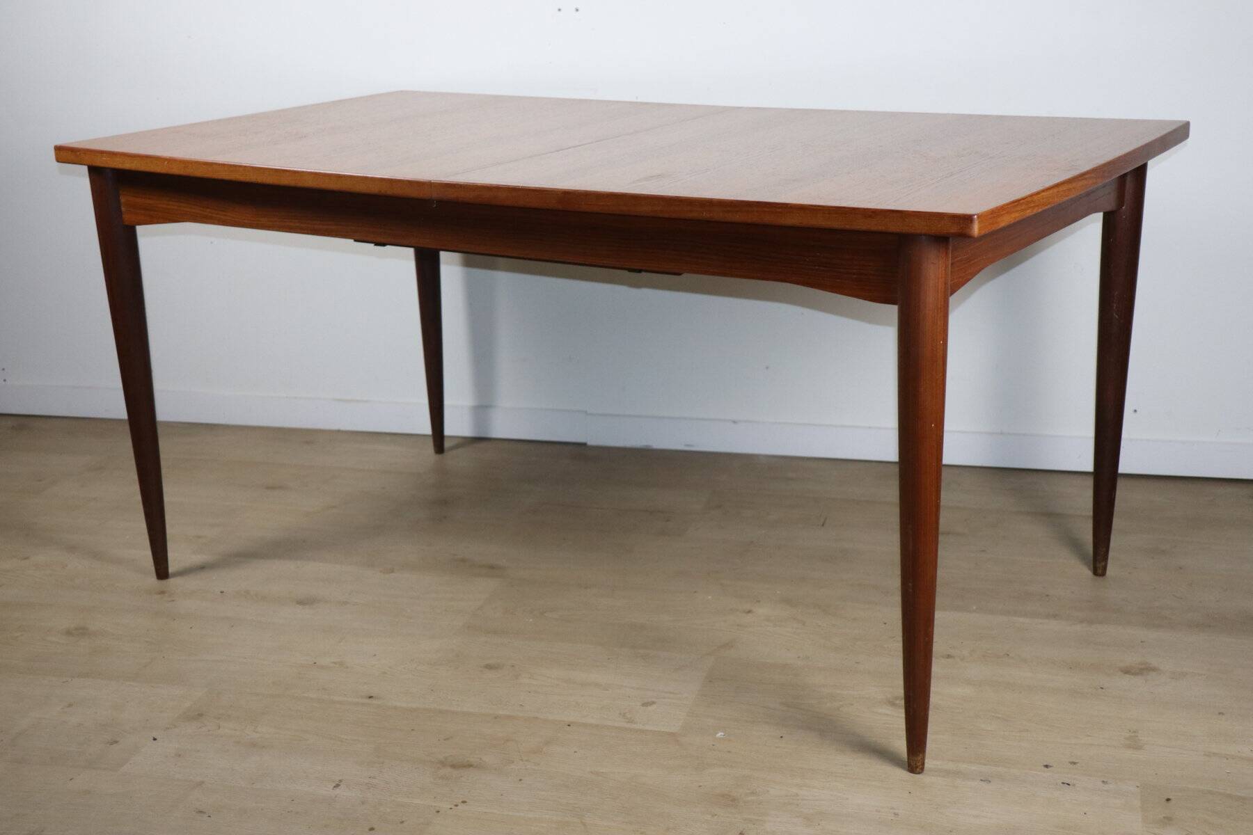 Scandinavian extendable dining table in teak – 1960s