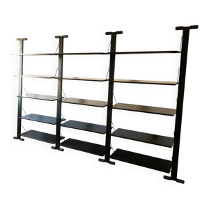 Étagère graffiti italienne