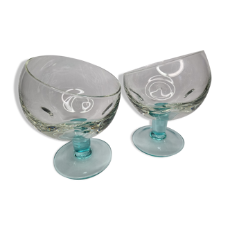 Paire de coupes en verre sur pied, 16 cm, bleues