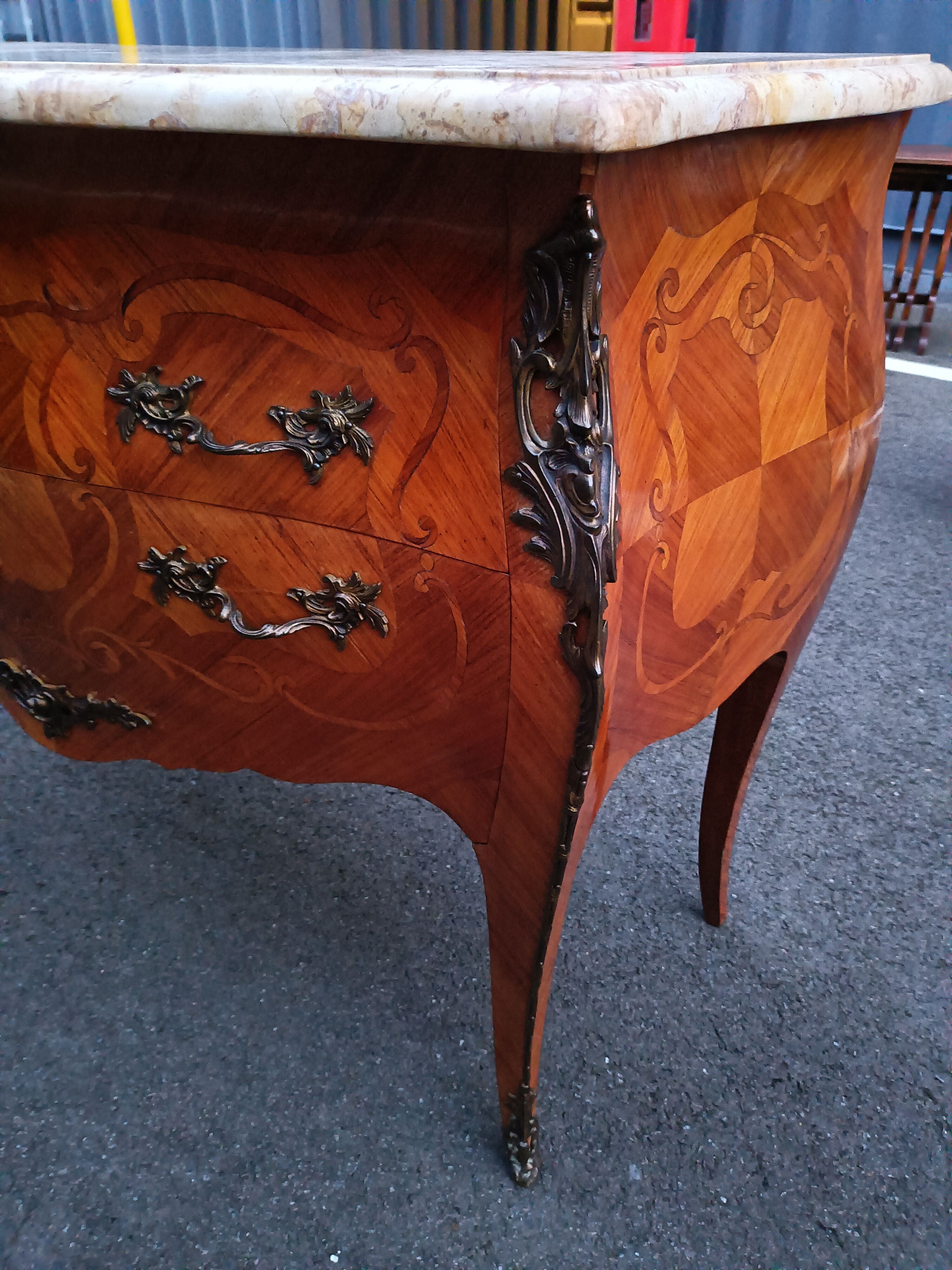 Chest of drawers marquetry marble top