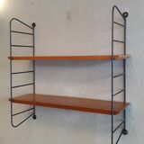 String tomado shelf